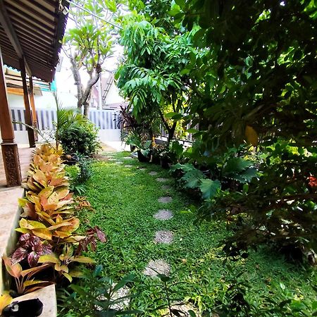 Niki Mawon Homestay Kejayan Exterior photo